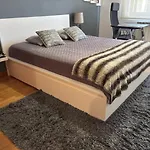 Guia Cascais Room Suite Opportunity